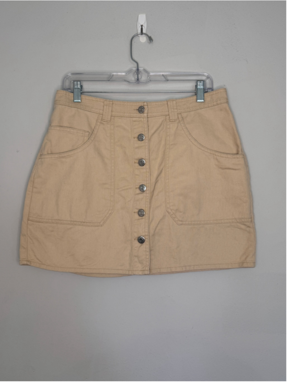 Women's Old Navy Mini Skirt Size 10 Beige Button Front